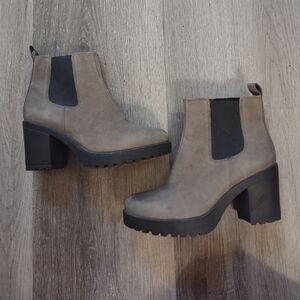 Vagabond Heeled Ankle Boots Sz 36